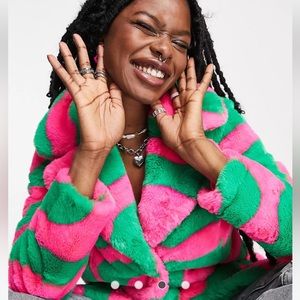 NWT Girlfriend Material Wave Kai Faux Fur Coat